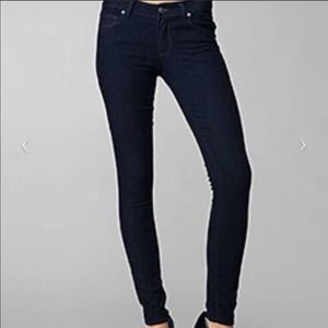 Paige Women's Verdugo Skinny Ankle Jean Dark‎ Blue